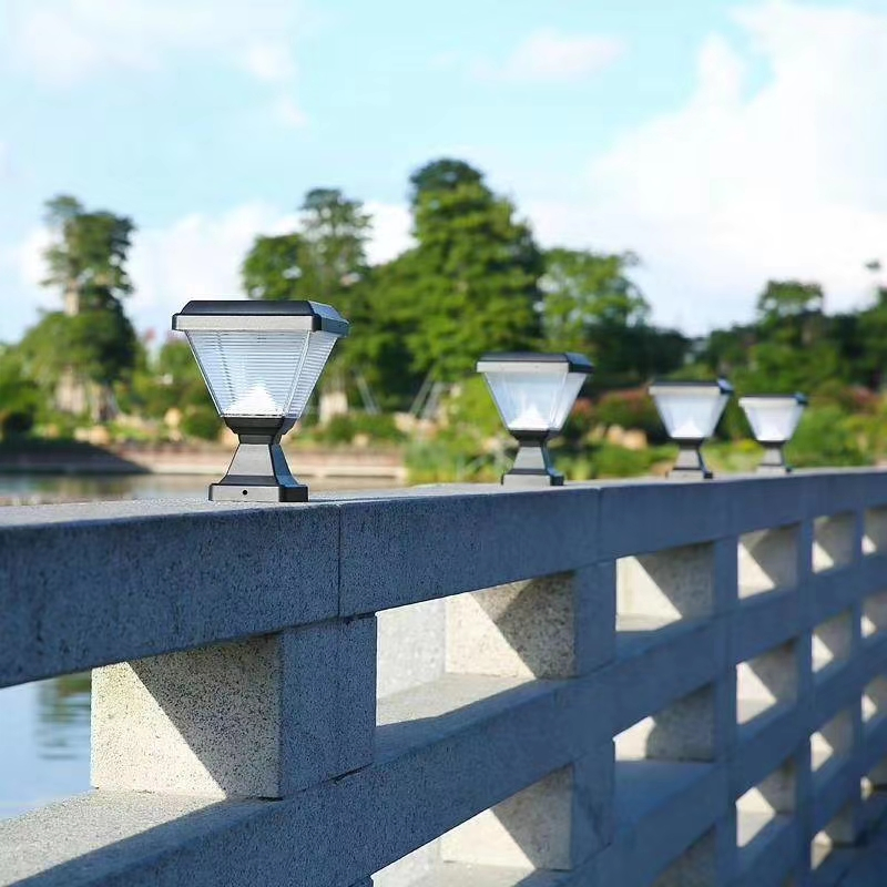 Free Sample IP65 Waterproof Outdoor Lighting SMD2835 3W Solar Garden Light Solar LED Spike Light