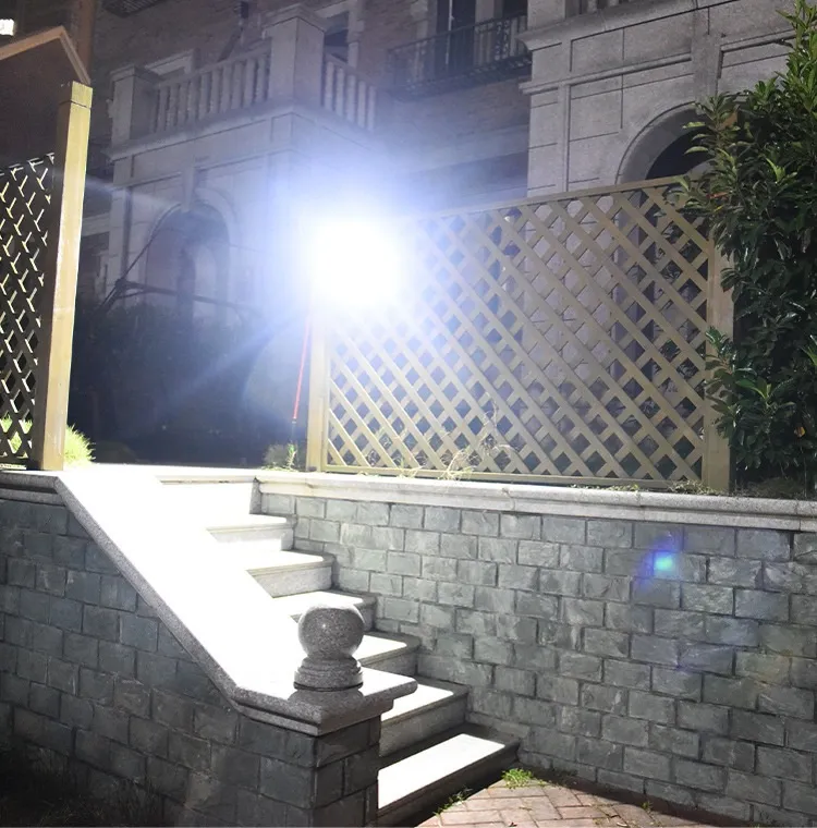 Solar Outdoor Wall Light 2