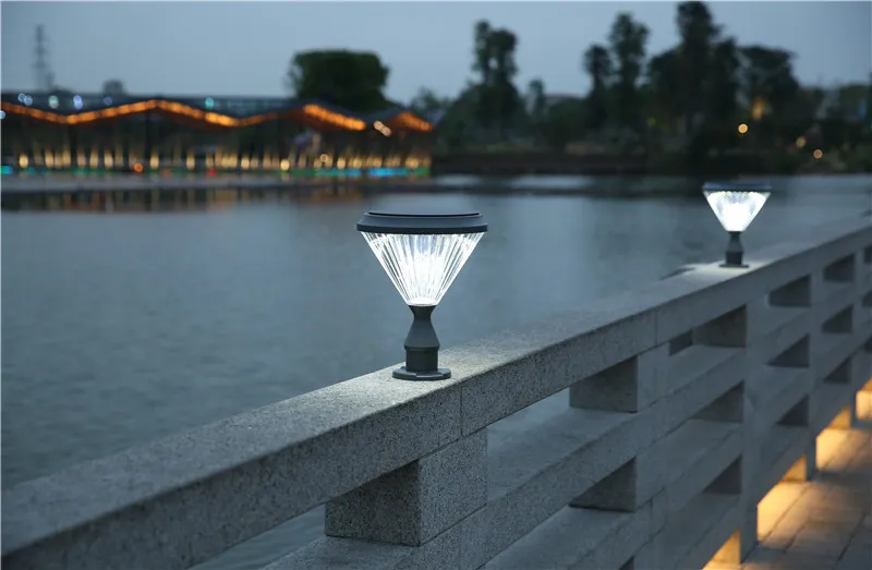 Solar Garden Pillar Light 3