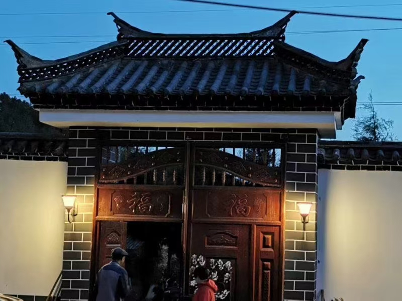 Outdoor Waterproof Rechargeable Garden Lawn Pillar Cordless Lantern IP65 Indoor Flood Night Hand Lamp LED Camping Deck Table Solar Energy Power Portable Light