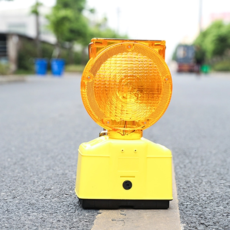 Intelligent Construction LED Solar Barricade Traffic Safety Warning Light