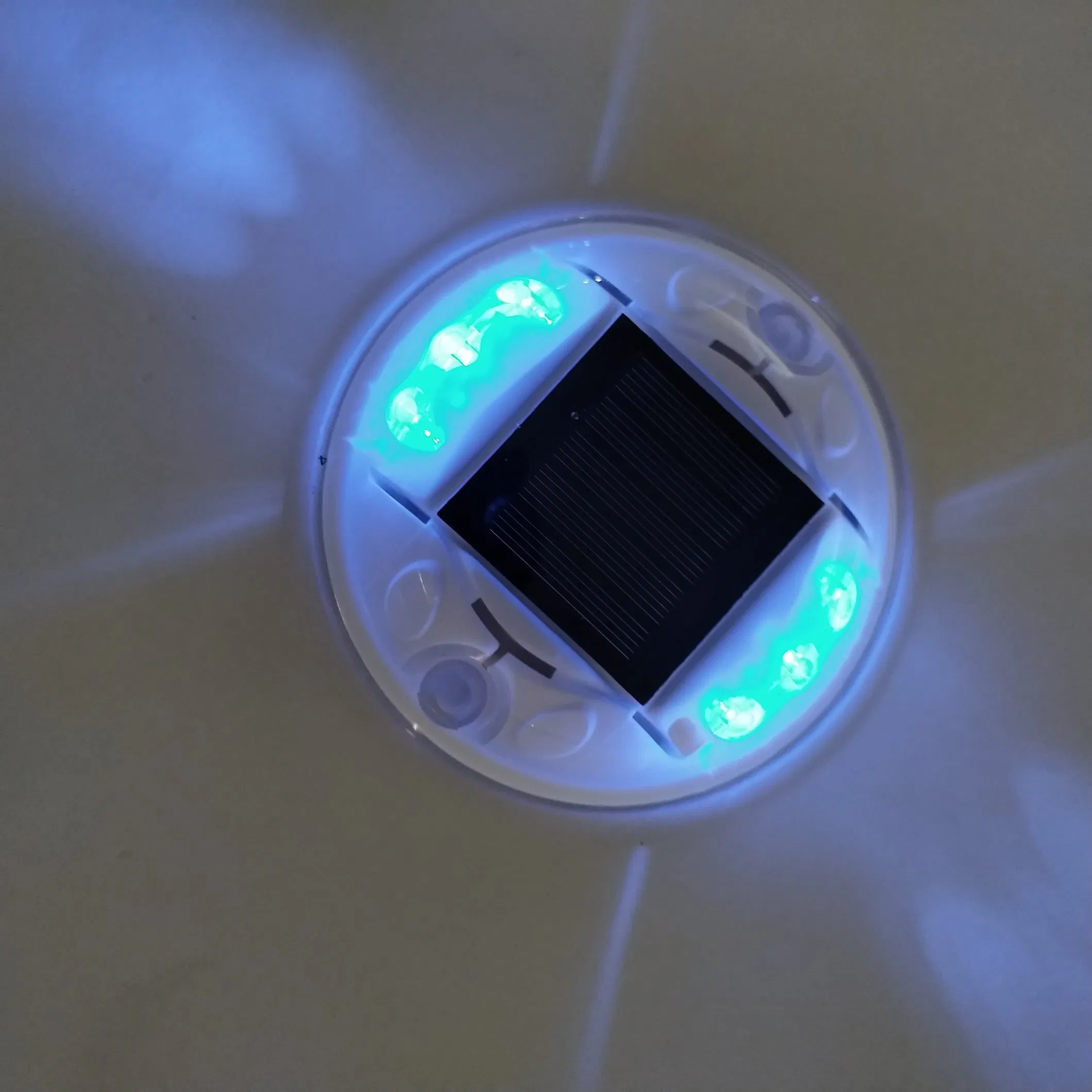 Factory Price Flashing Outdoor Solar LED Waterproof Cat Eye Road Stud Dock Deck Light for Pathway