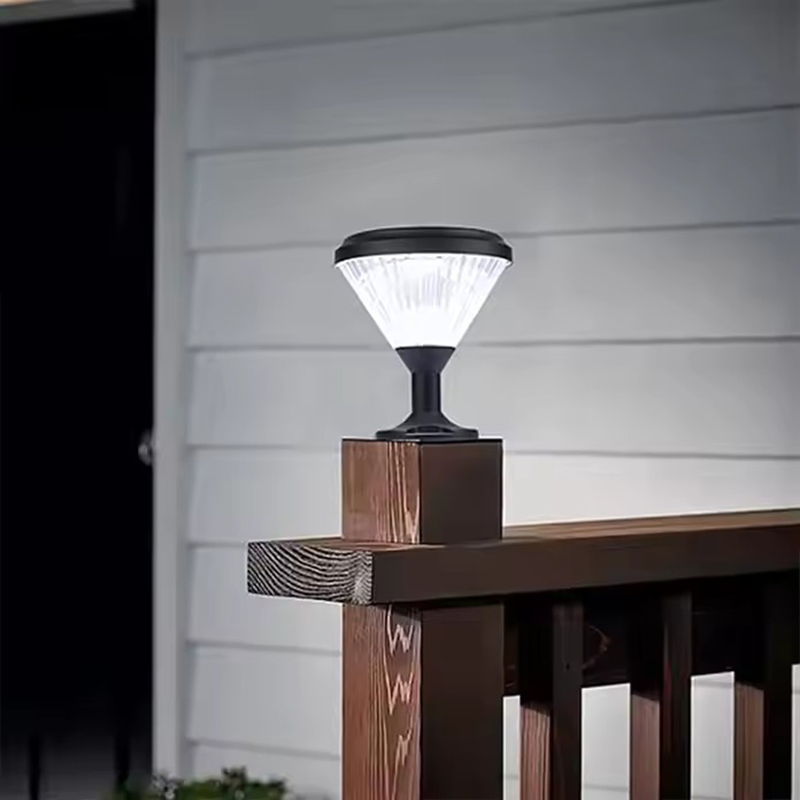Modern Front Pillar Solar Gate Light Solar LED Pillar Light Outdoor Garden Light Waterproof Design