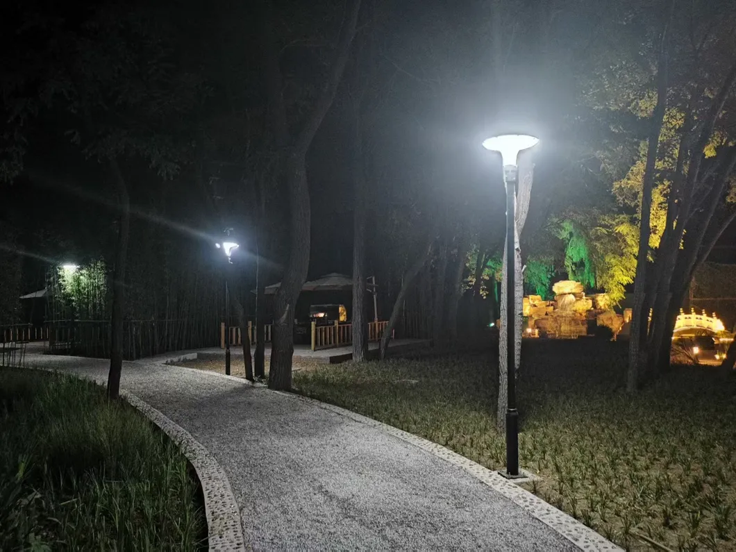 Solar Post Top Garden Light