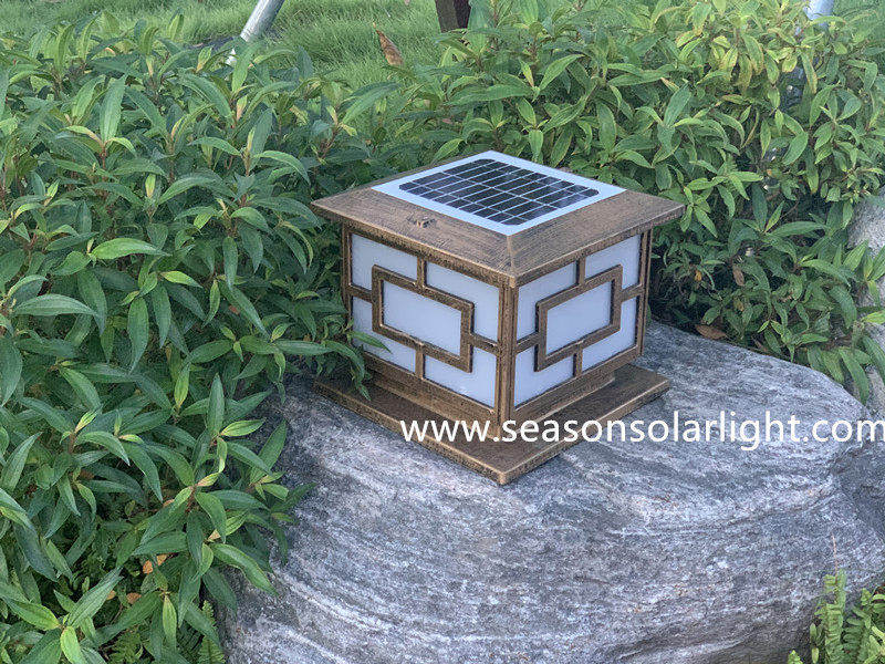 Energy Saving Lamp Outdoor LED Solar Pillar Gate Light for Garden with LED Lighting