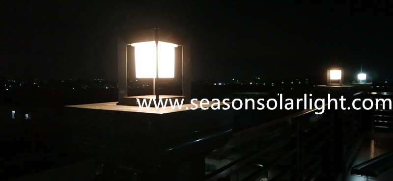 Remote Control LED Lighting Garden Main Gate Pillar Light Outdoor Solar Lighting Lamp with LED Lamp