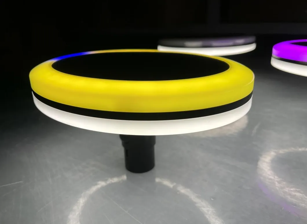 Solar Lawn Light Detail 3