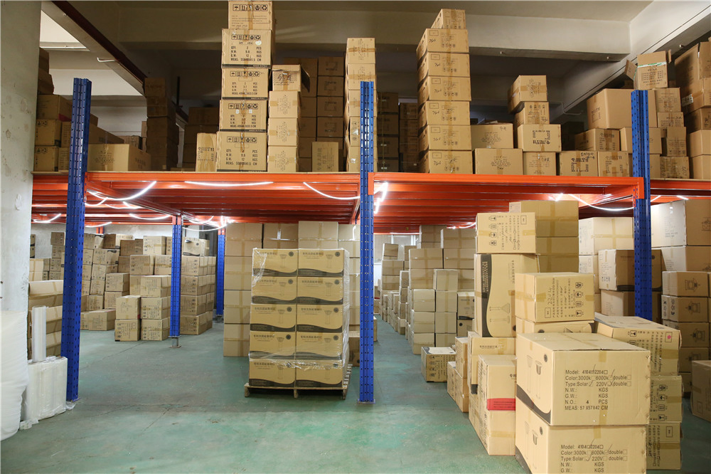 New Solar Product Die-Casting Aluminum High Brightness Solar Pillar Light for Path Gate Lawn Countyard