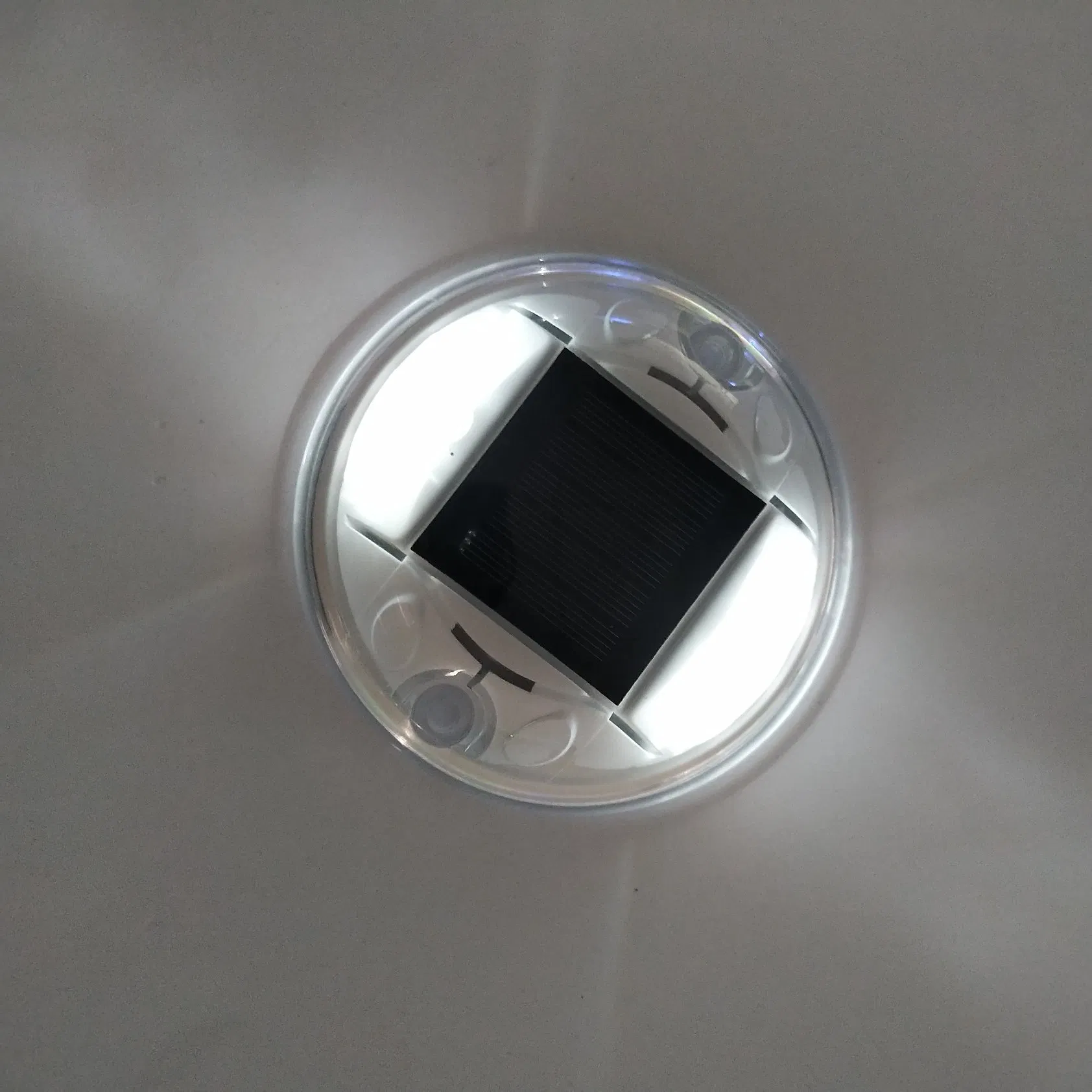 Factory Price Flashing Outdoor Solar LED Waterproof Cat Eye Road Stud Dock Deck Light for Pathway