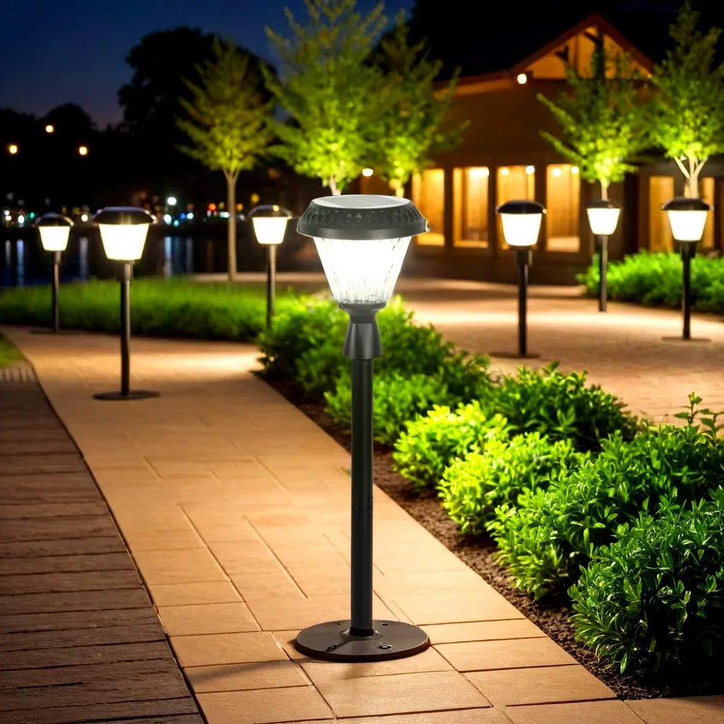 Manufacturer Outdoor Garden Light Waterproof Pathway Courtyard Landscape Decoration Solar Spike Light
