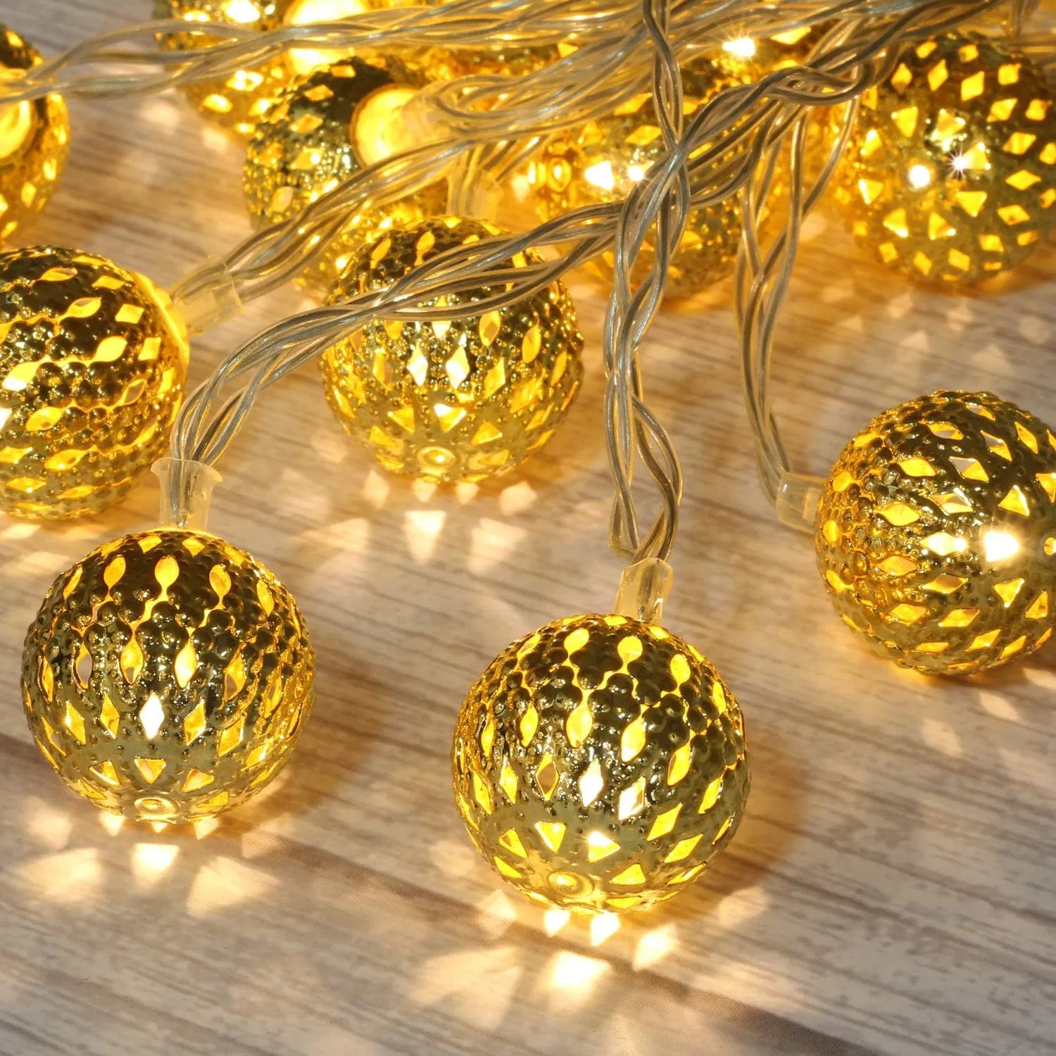 5m 20LED Solar Decorations Outdoor RGB Light String 8 Modes Solar Powered Moluoger Ball LED Fairy String Lights for Christmas