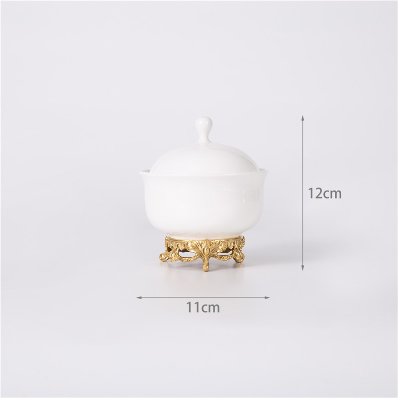 High-Quality Covered Bowl Dried Fruit Plate Dried Fruit Dish Covered Teacup Brass Base Supplier, Company