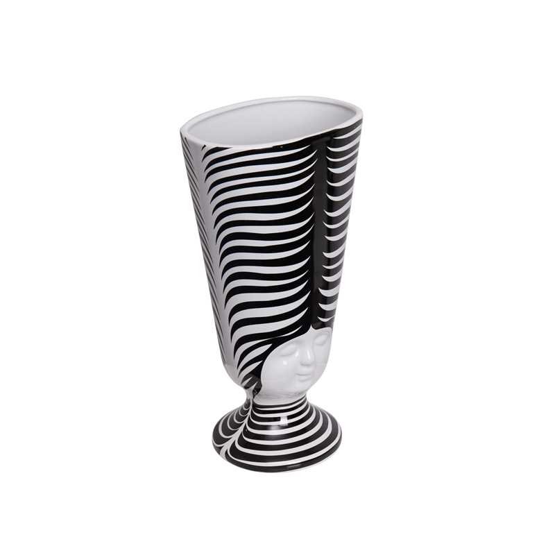 Sister Clara and Sister Sofia Vases Collection 4