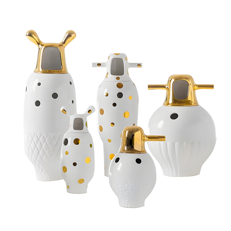 High-Quality Jaime Hayon Barcelona Design Show Time Jar Gold 10anniversary Model Home Decoration Ceramic Floral Ornaments Manufacturers, Factory