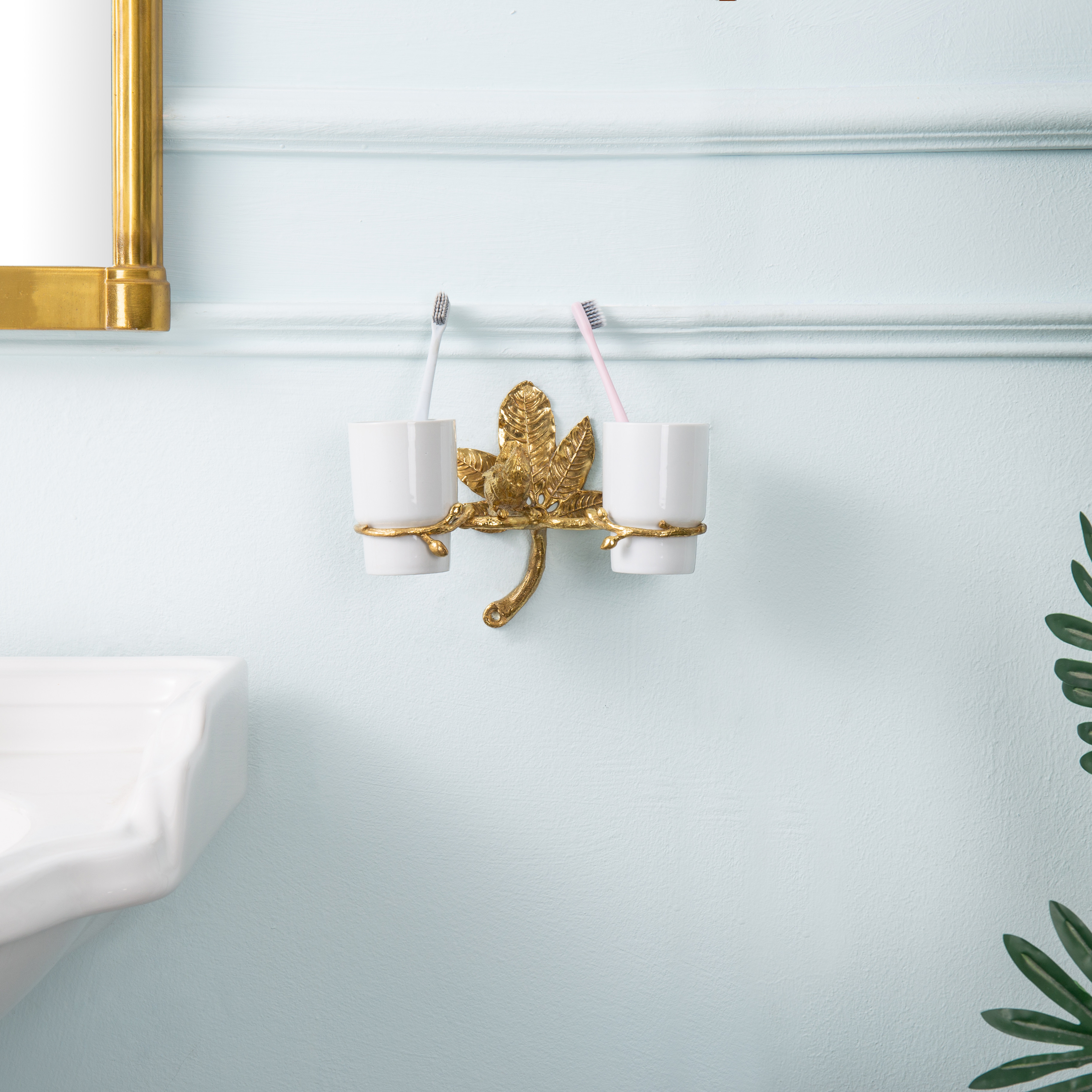 Toothbrush cup holder view 14