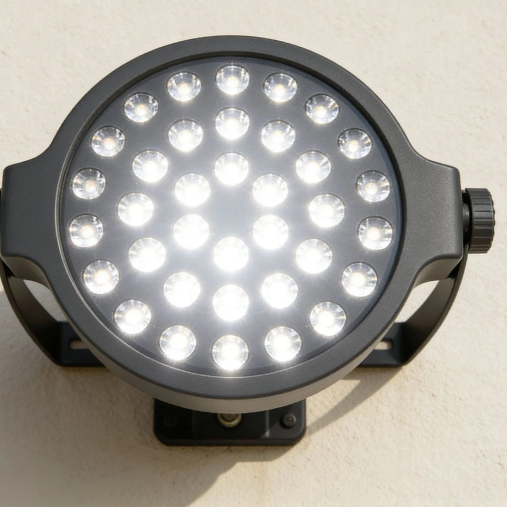 Factory Energy-Efficient Waterproof Round Light Ceiling Recessed LED Spotlight Downlight