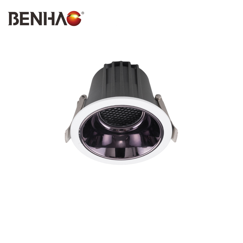 IP65 Waterproof LED Recessed Ceiling Downlight for Indoor Use
