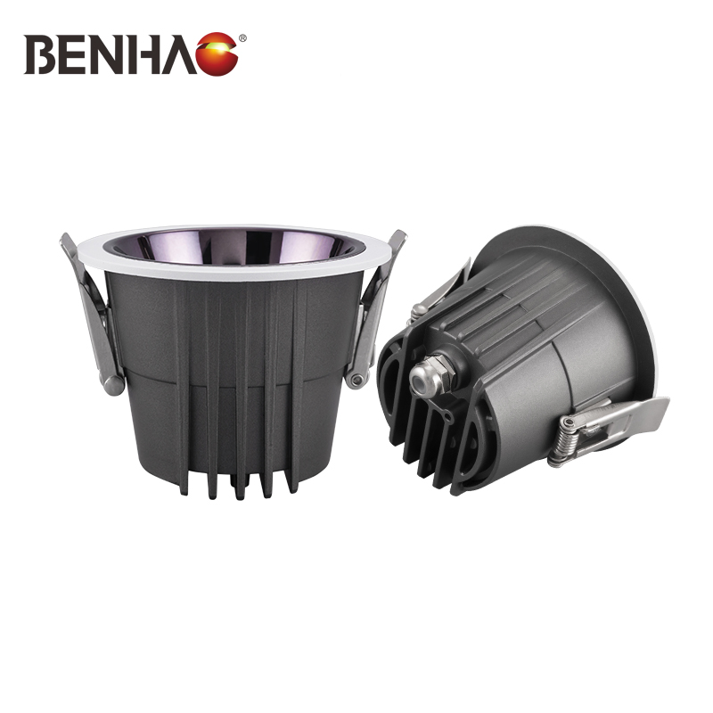 IP65 Waterproof LED Recessed Ceiling Downlight for Indoor Use