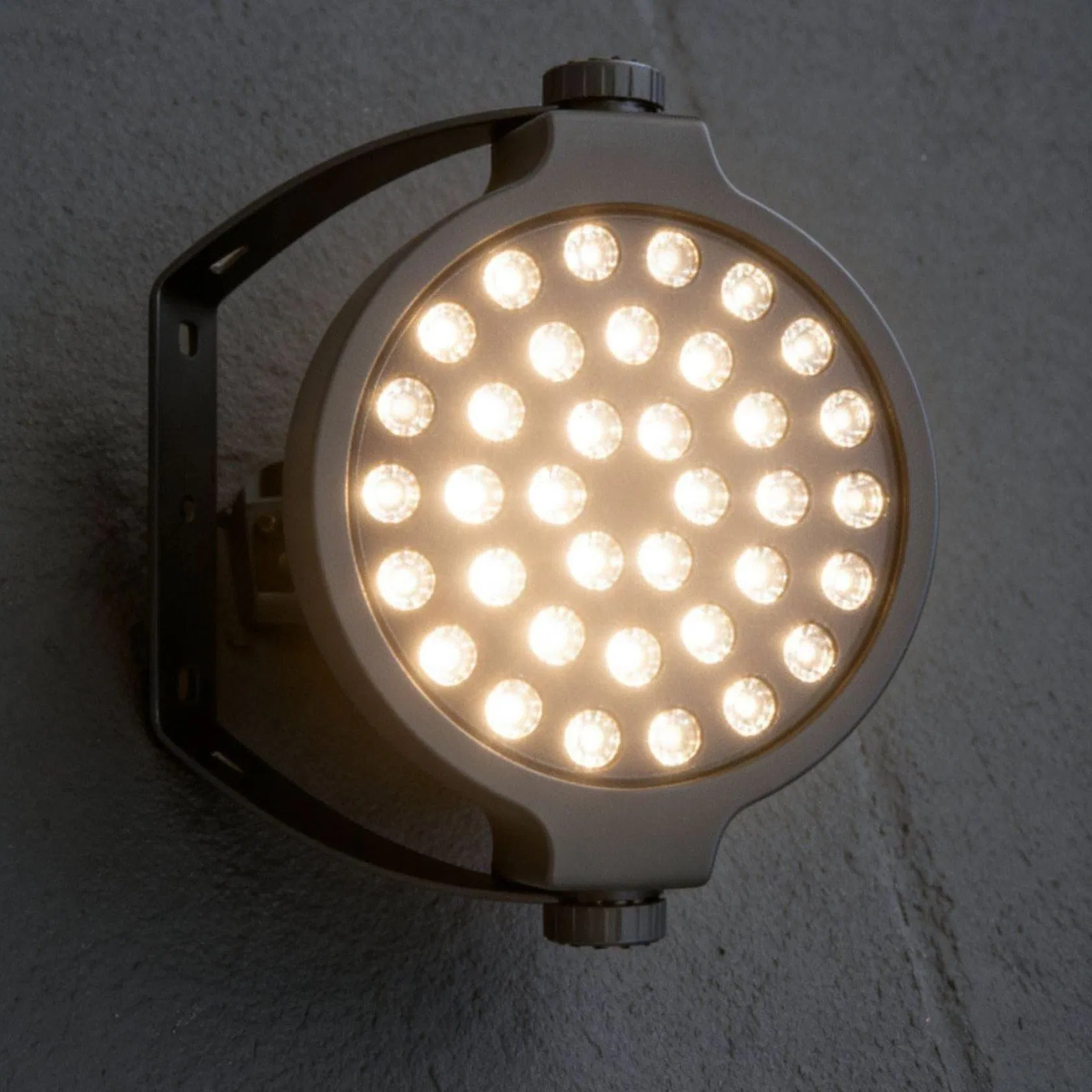 Factory Energy-Efficient Waterproof Round Light Ceiling Recessed LED Spotlight Downlight