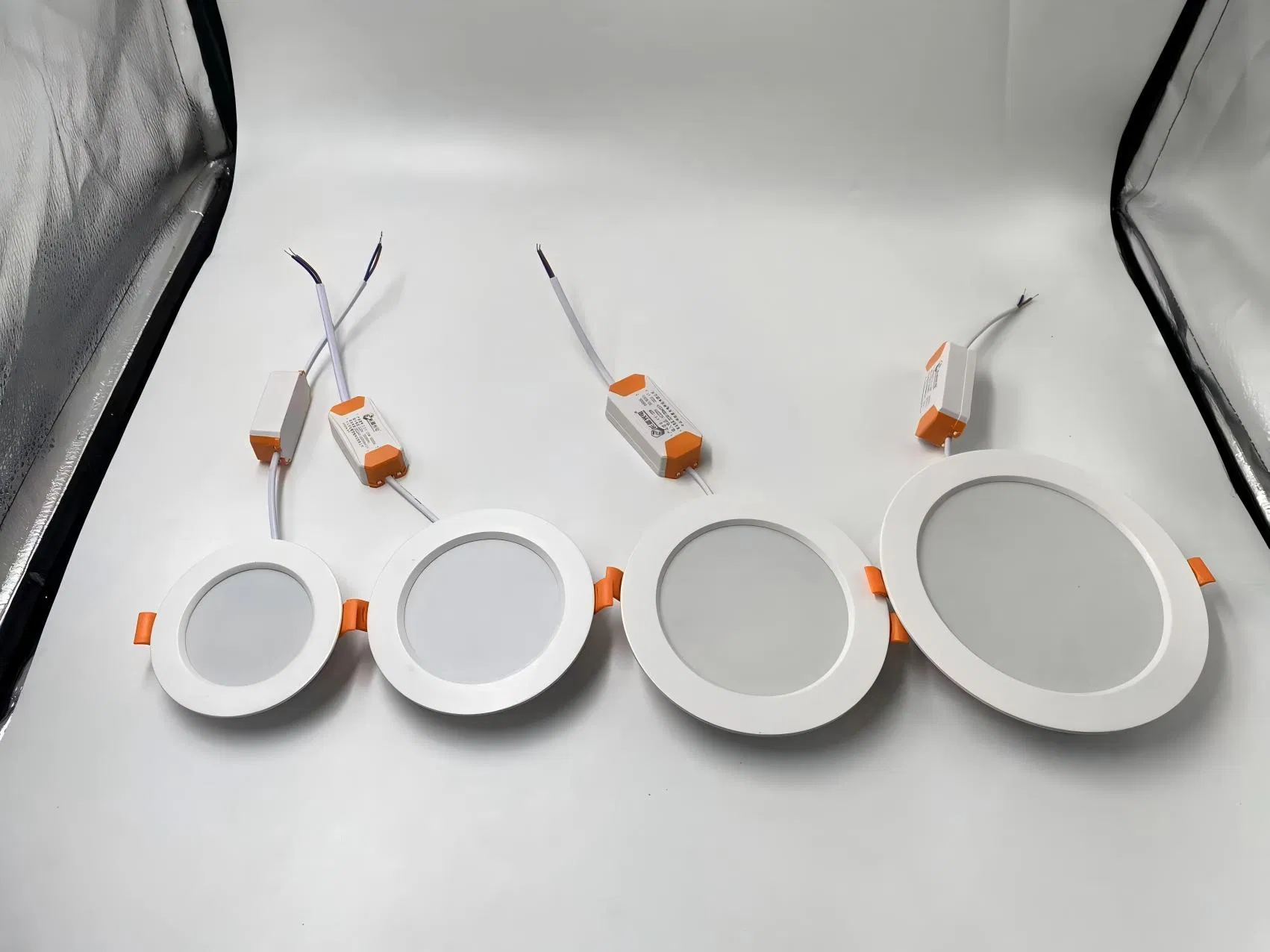 Commercial Indoor Round Recessed LED Downlight 7W 80lm/W 85-265V Die-Cast Aluminum Small Size Indoor Lighting Down Lights