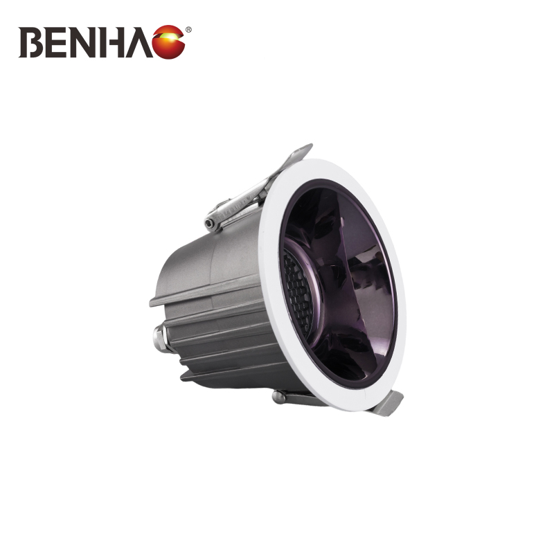 IP65 Waterproof LED Recessed Ceiling Downlight for Indoor Use