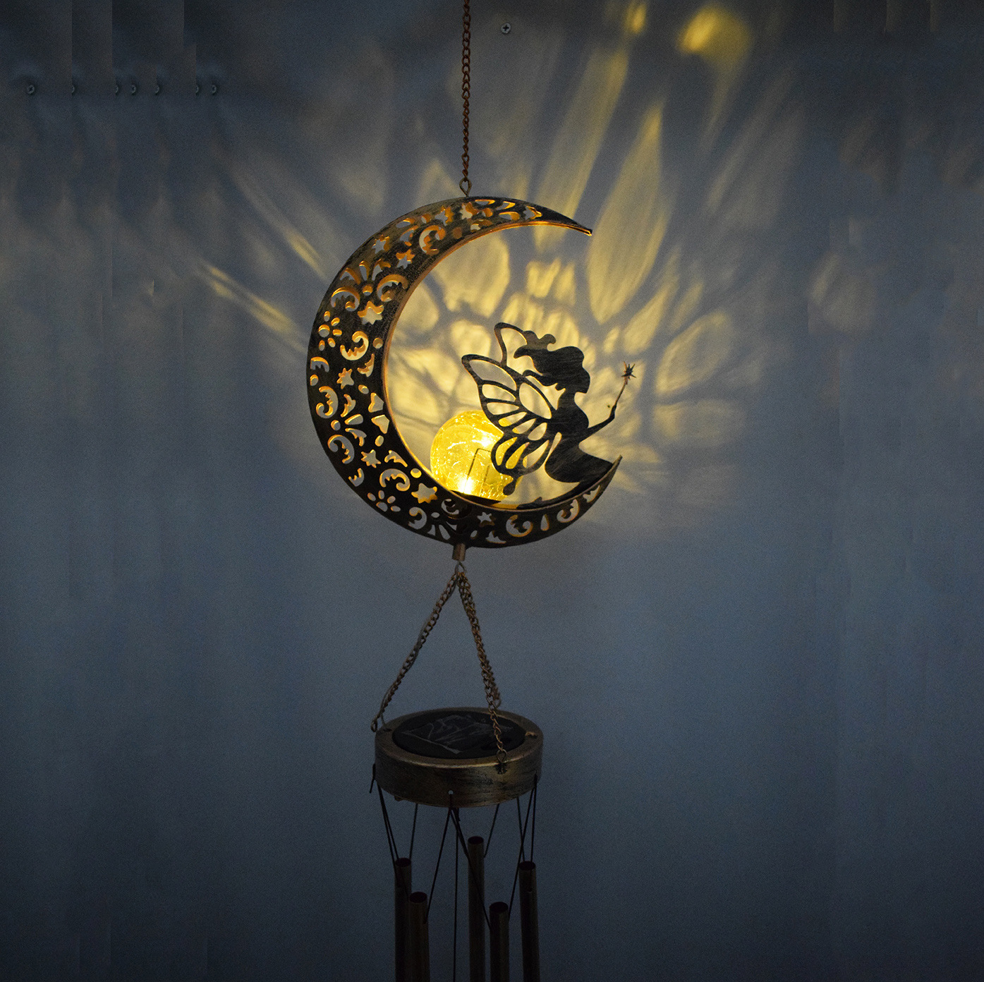 Outdoor Waterproof Metal Hollow Led Sun Moon Star Pendant Solar Wind Bell Light for Garden,courtyard,corridor