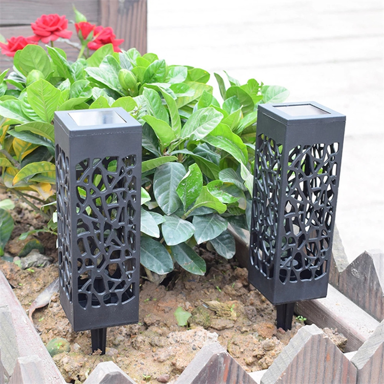 Retro Outdoor Garden Light Hanging LED Solar Lantern With Handle Hollow LED Table Lamp, Porch Patio Decoration
