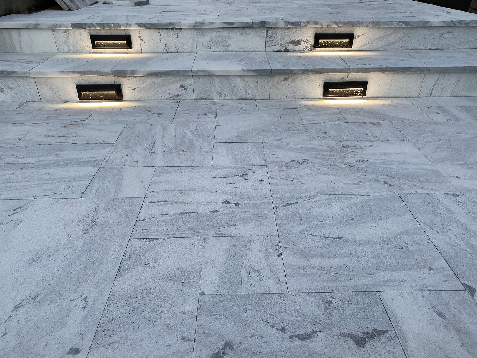 High Quality Aluminum 12inch Low Voltage 10w Indoor Outdoor Trimless LED Stair Step Wall Light for Home Garden