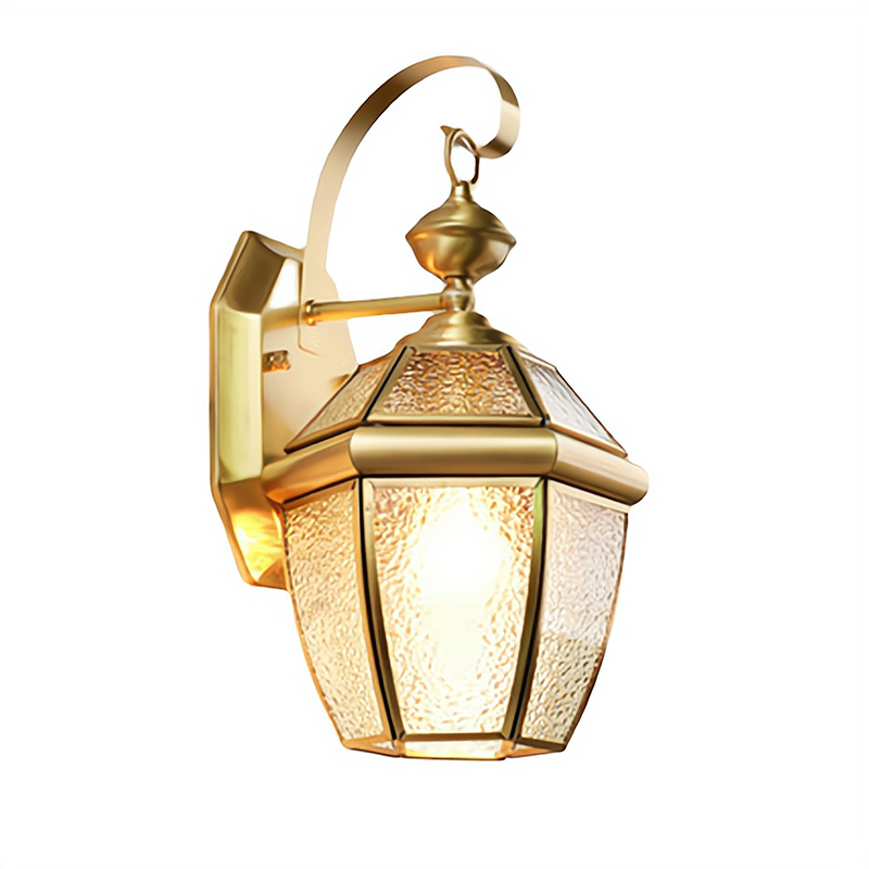 Outdoor LED Wall Lantern Vintage Brass Waterproof Tempered Glass Victorian Style Wall Sconce Porch Patio Villa Exterior Home