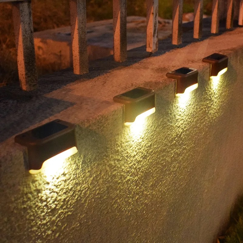 Hot Selling Fence Lamp Solar Powered LED Deck Stairs Outdoor Garden Wall Fence Yard Lights Patio Railing Path Wall Lamp