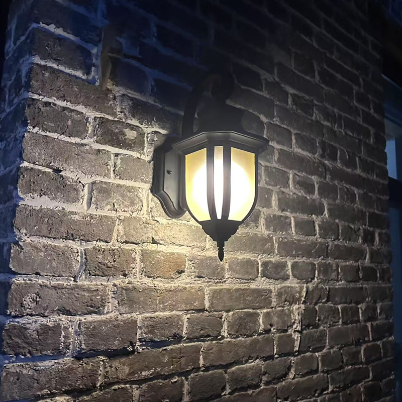 Outdoor Wall Lantern Black Aluminum Clear Glass Waterproof Vintage Porch Patio Entryway Wall Light