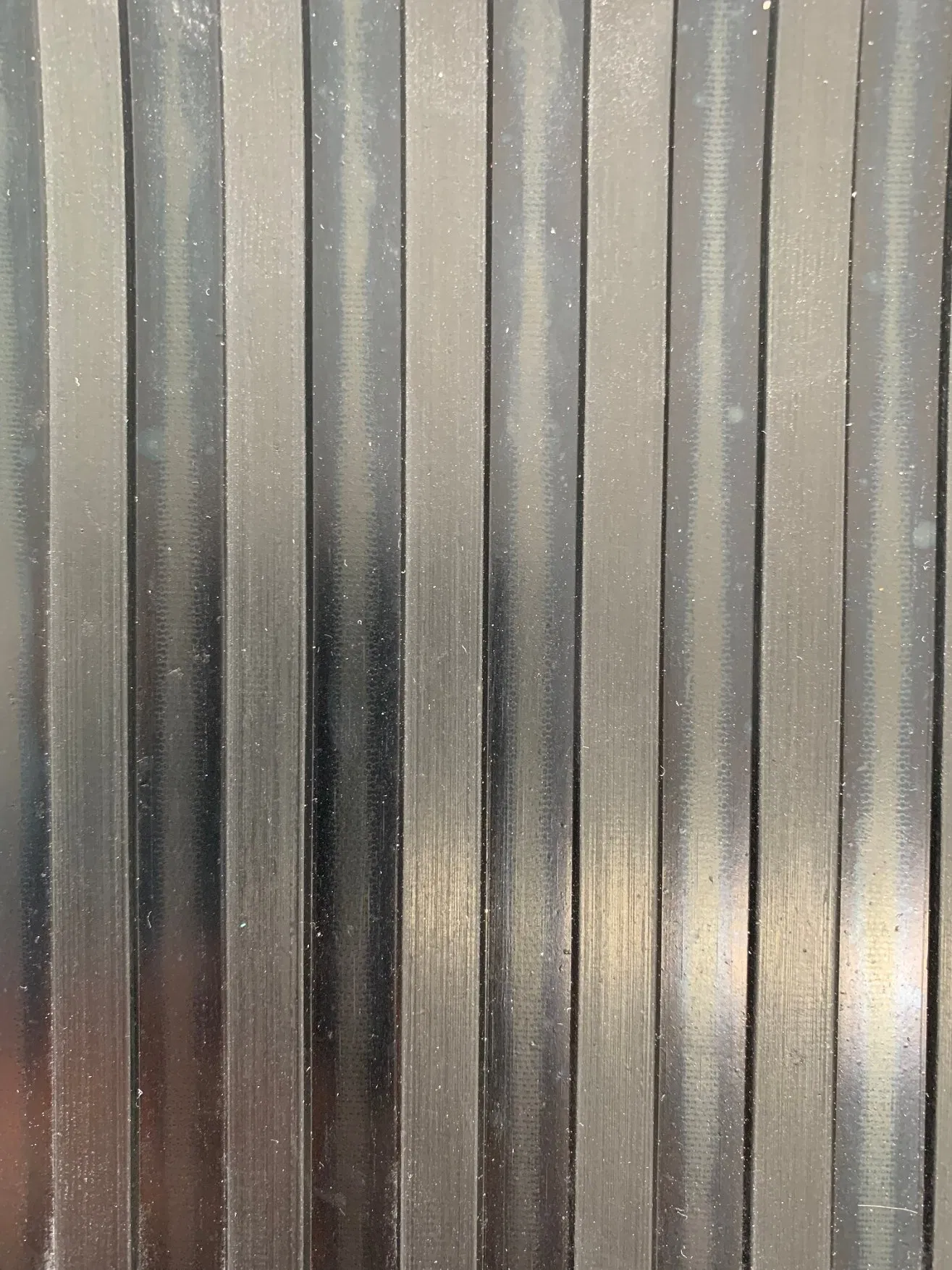 Custom Recycled SBR Round Coin Rubber Mat Flooring for Moulding and Cutting Process