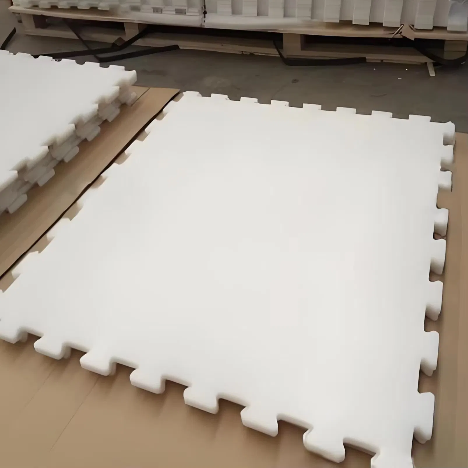 High Quality Brand New 3mm UHMWPE Sheet Liner LDPE Plastic Board Mirror Smooth Cutting Packaging Moulding Services Included
