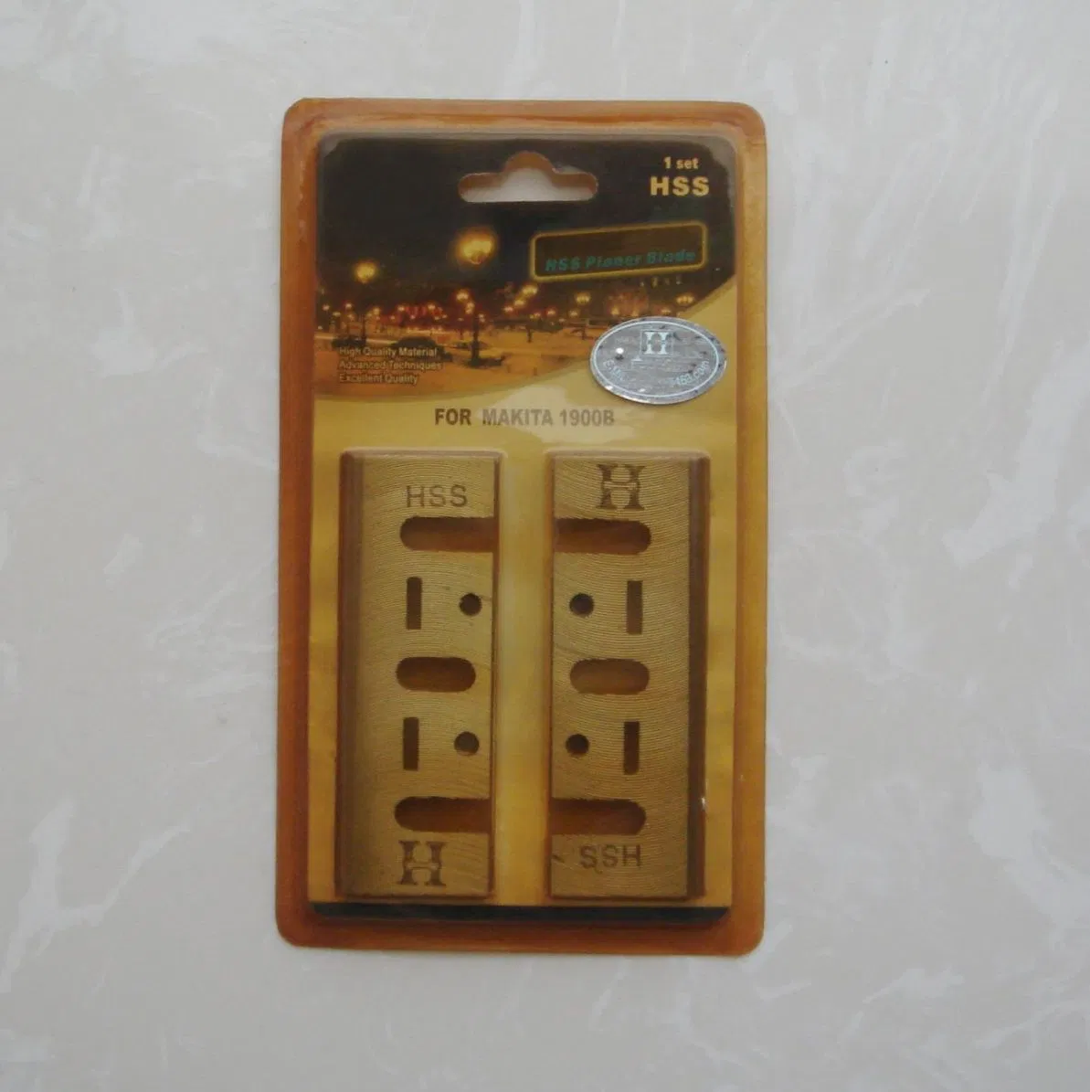 Compact Electric Planer with Dual-Sided Blades for Precision