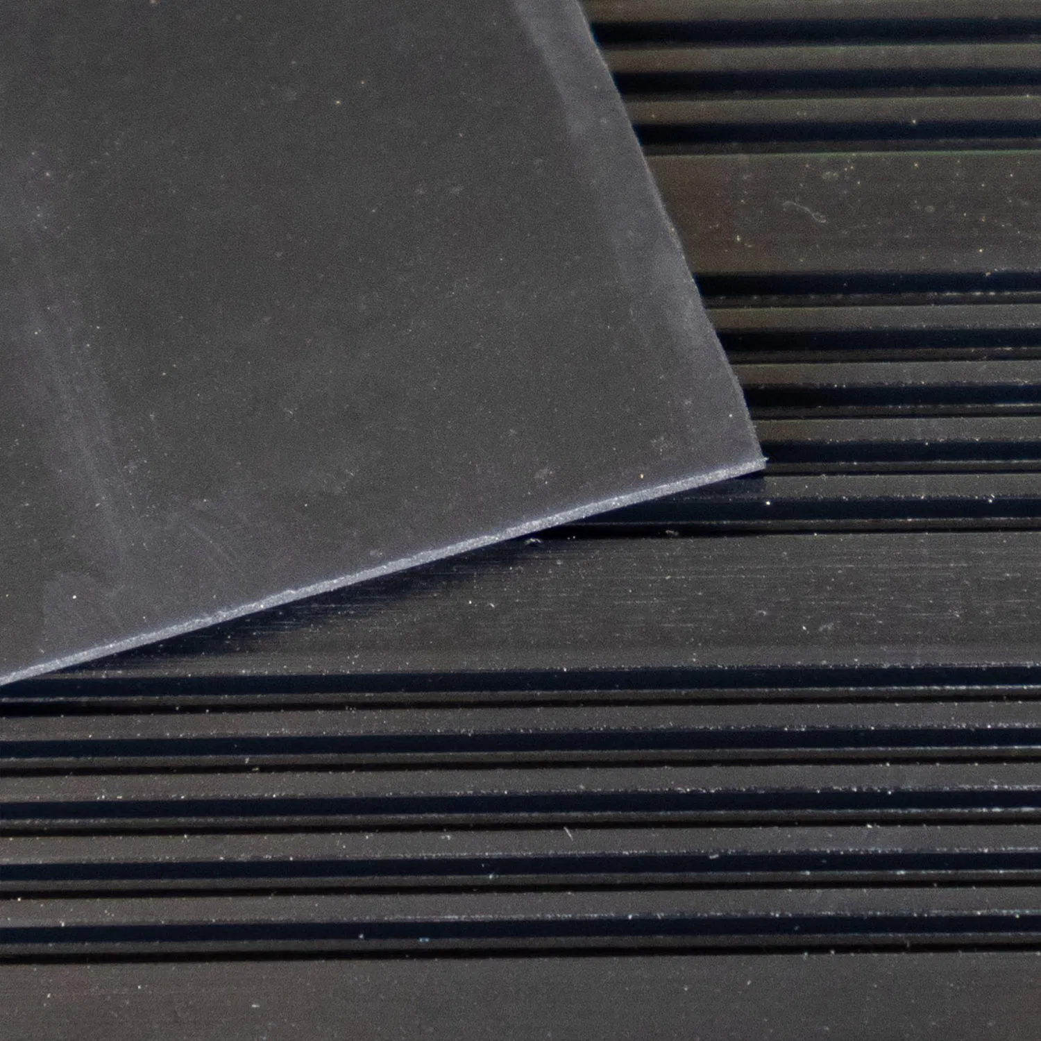 Customized 200% Elongation Corrugated Ribbed Colored Rubber Sheets Mat with Durable Eco-Friendly Cutting Service