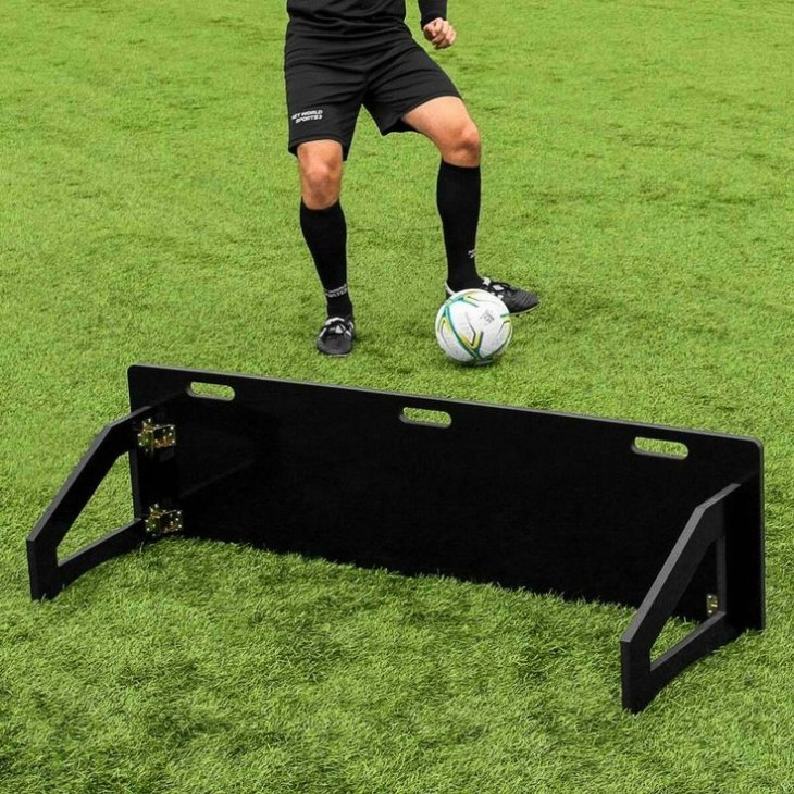 Foldable Soccer Rebound Board for Comprehensive Training and Skill Improvement