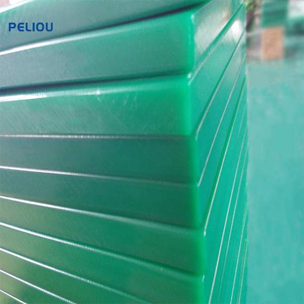 Food Grade Healthy Eco-Friendly Home Kitchen Gadgets PE Round Cutting Board