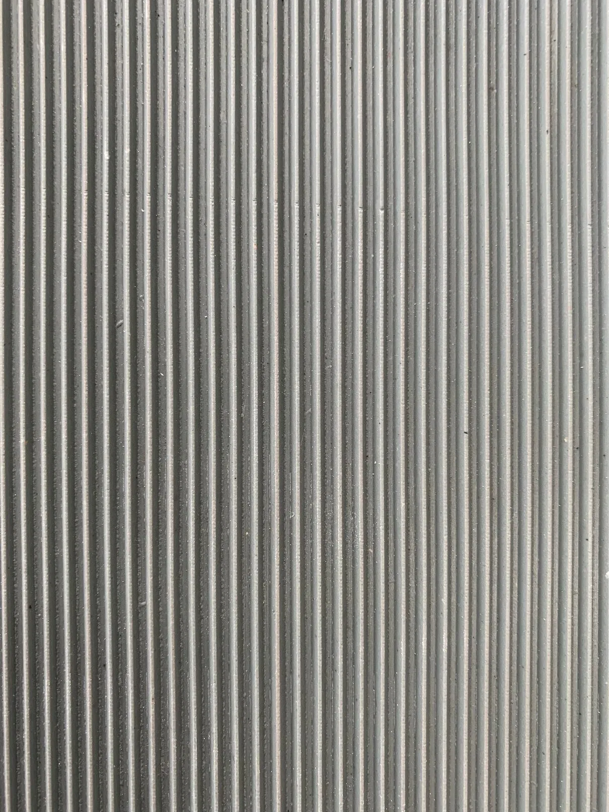 Custom Recycled SBR Round Coin Rubber Mat Flooring for Moulding and Cutting Process