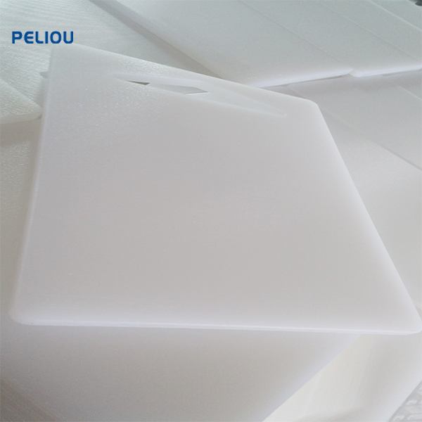 Round Wheat Straw Cutting Board