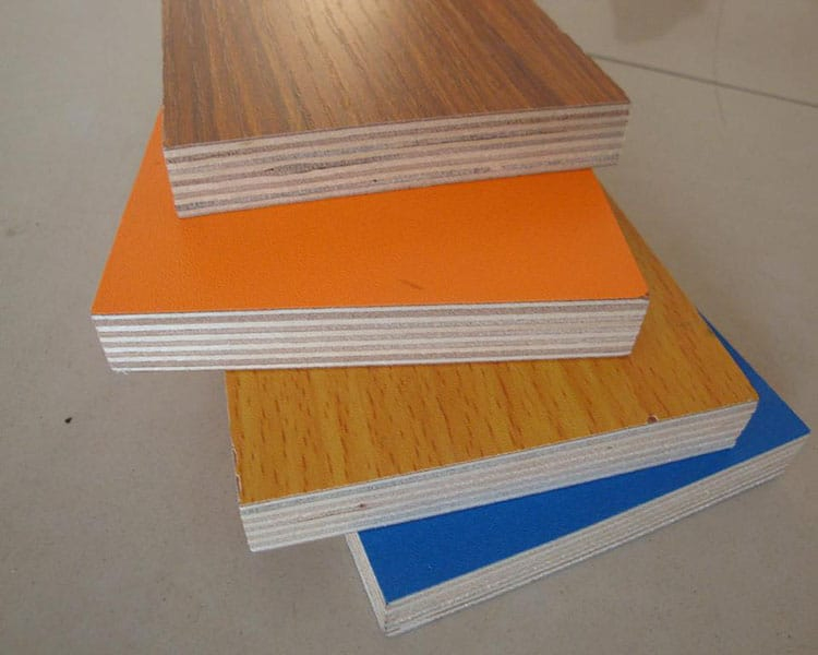 High Quality 4X8 3mm 12 mm 18mm Furniture Grade Melamine Coated Laminated Plywood Board