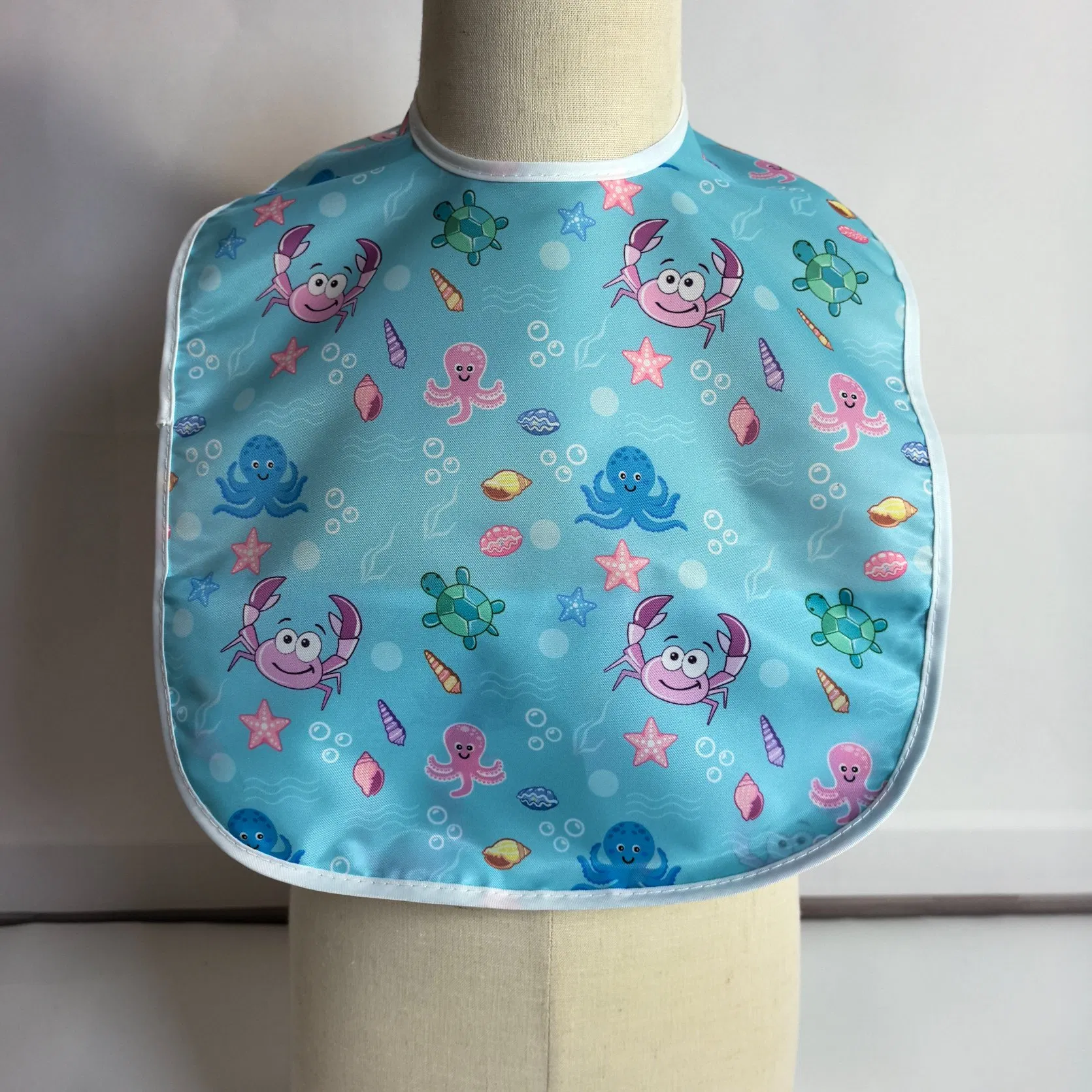 Various Styles Washable Disposable Adult Eating Bibs for Elderly Seniors