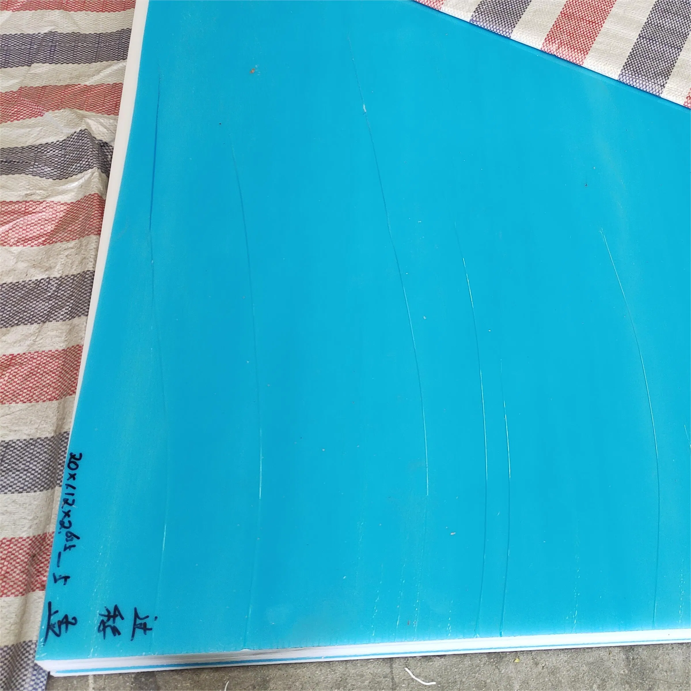 Produces Flat Wear-Resistant and Waterproof High-Density Polyethylene HDPE Sheet for Mechanical Manufacturing