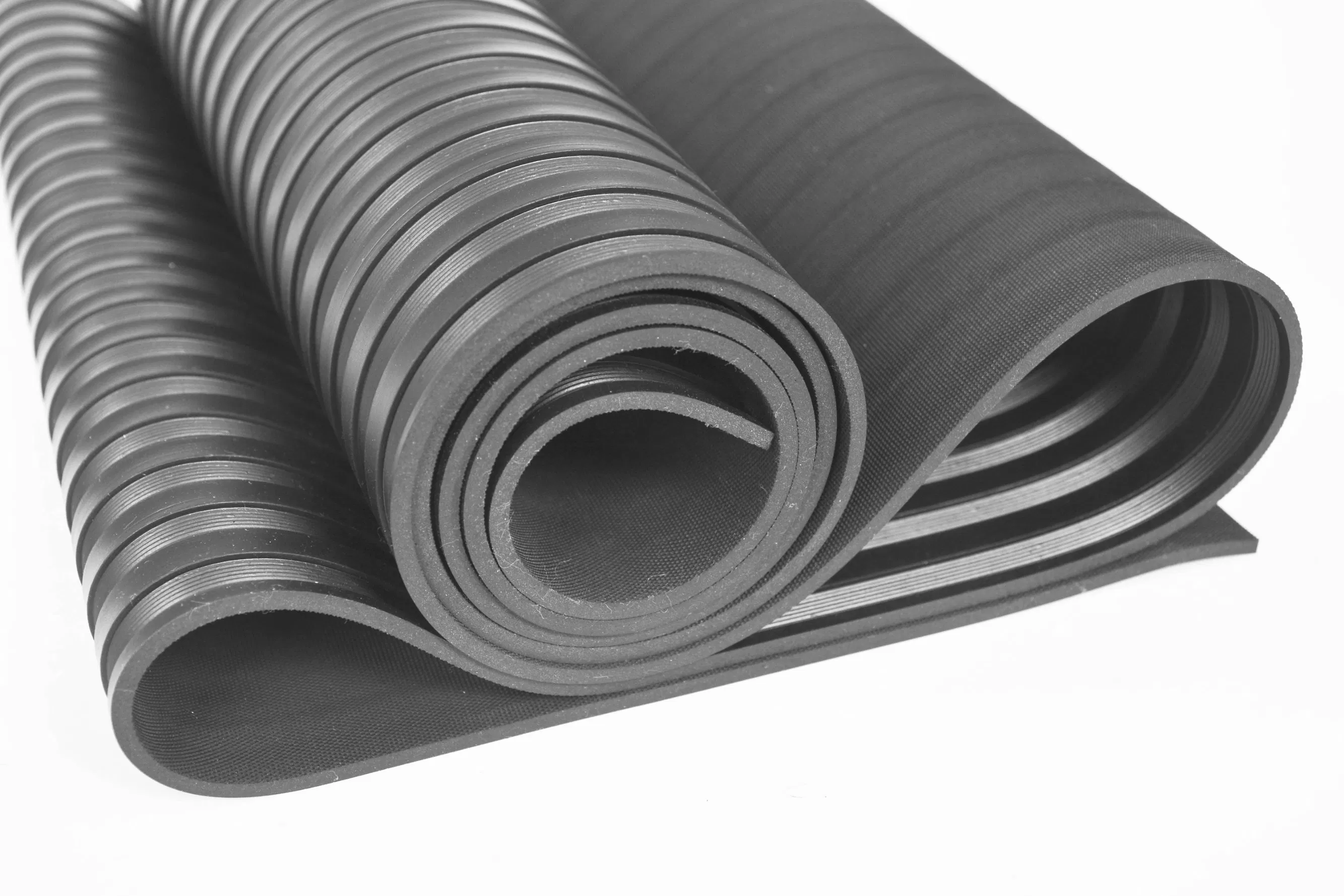 Customized 200% Elongation Corrugated Ribbed Colored Rubber Sheets Mat with Durable Eco-Friendly Cutting Service