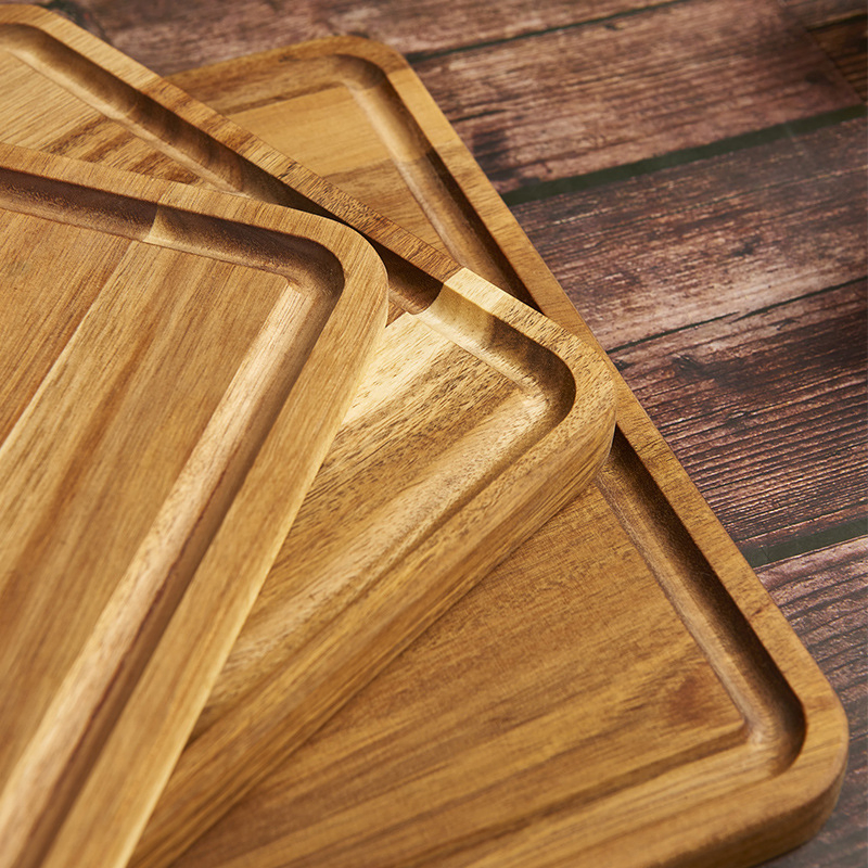 Eco-Friendly Acacia Wood Cutting Board for Home Chefs