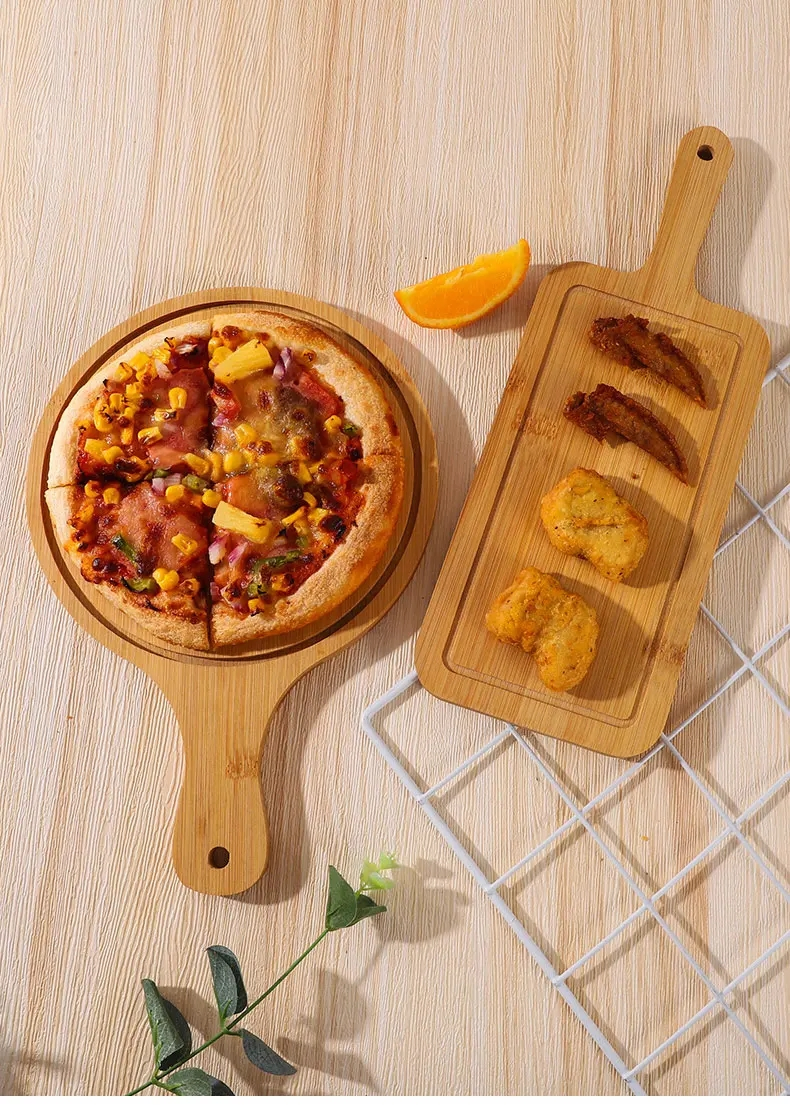 Free Customized Round Bamboo Pizza Cutting Board with Handle with Juice Groove