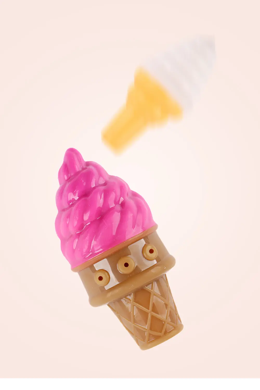Pet Toy Detail 6