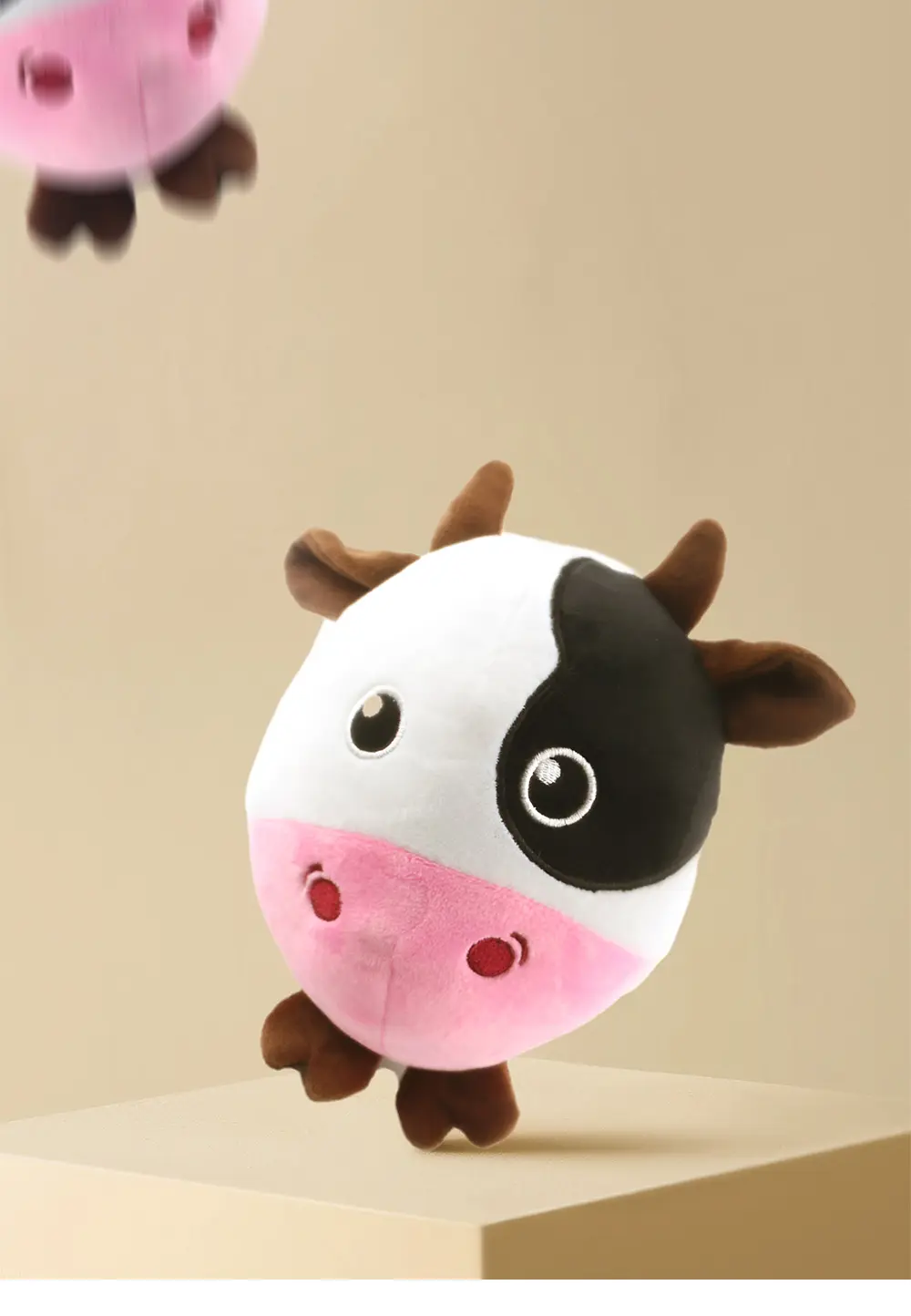 Cow plush toy view 6