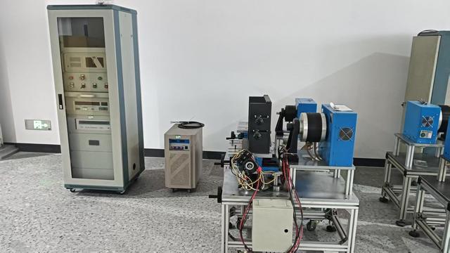 DKS ServiceWorks warehouse and logistics export operations