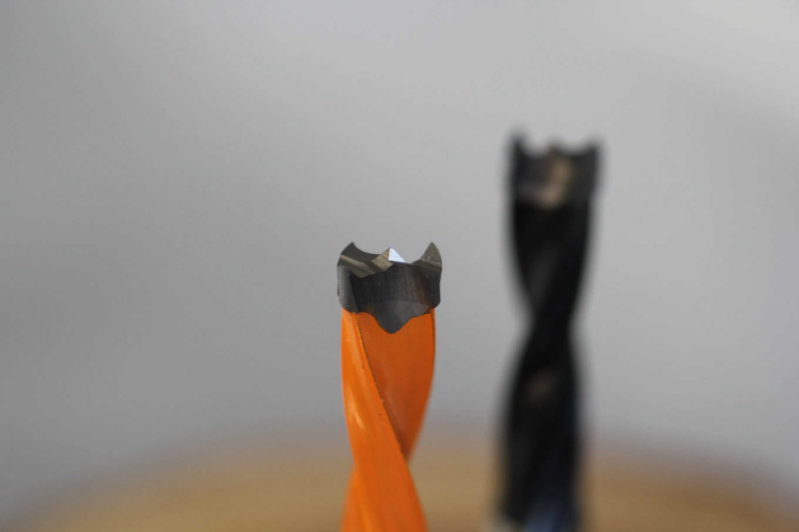 9*70 Versatile Professional-Grade Woodworking Drill Bits Designed for Various Types of Wood Including MDF, Hardwood, Soft Wood, and Melamine Boards.