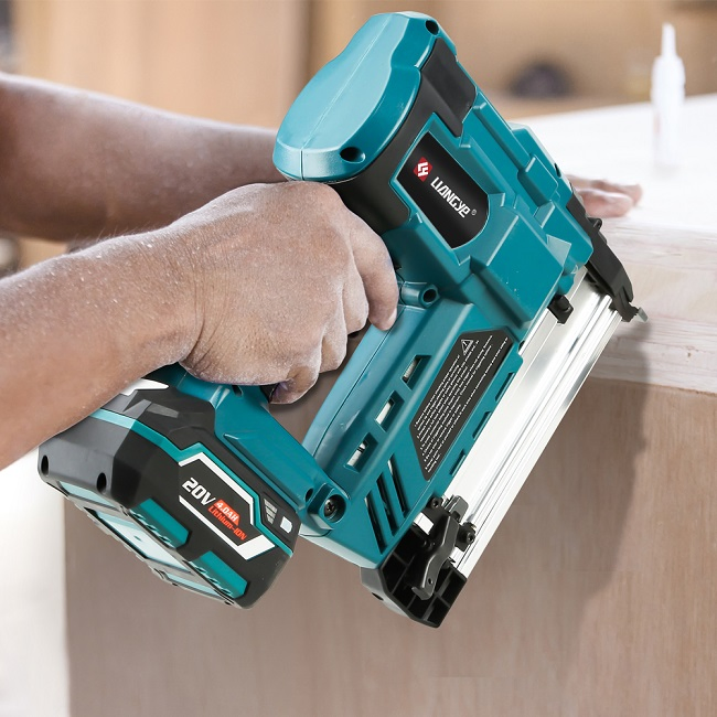Liangye Factory 20V Rechargeable Battery Tools Cordless Staple and Nail Gun Brad Nailer